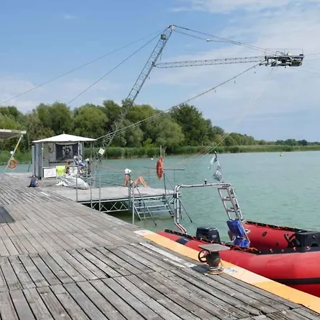 Nyaraló - Balaton 20304 *