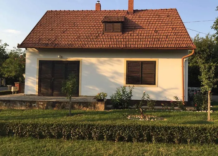 - Balaton 20304