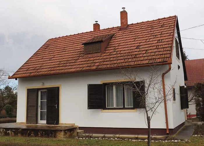 - Balaton 20304 * פוניארצוושהג'